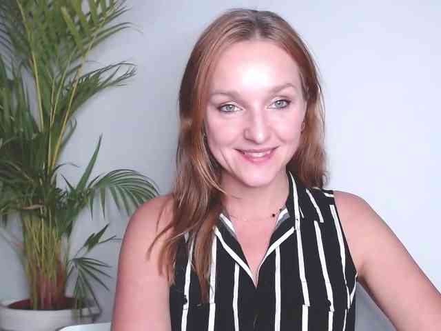 SecretAlicia webcam
