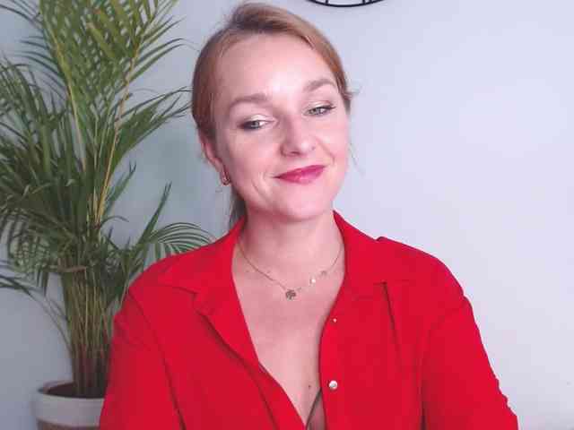SecretAlicia webcam