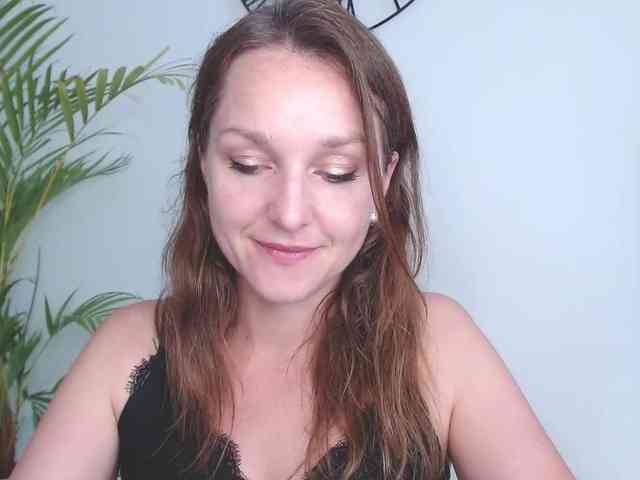 SecretAlicia webcam