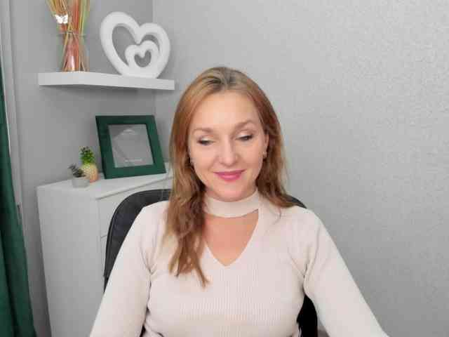 SecretAlicia webcam