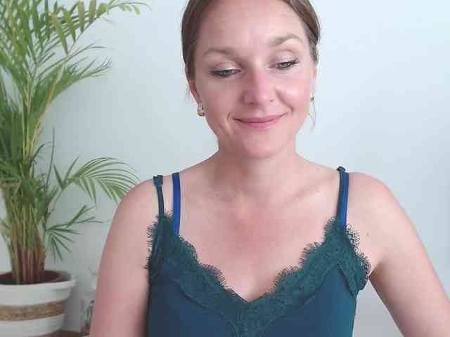 SecretAlicia webcam