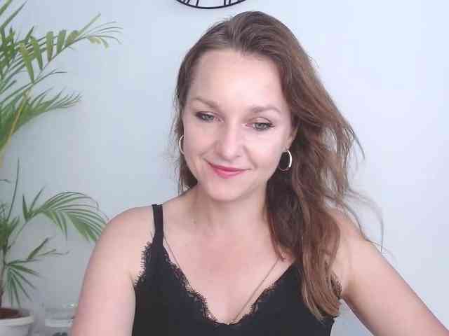 SecretAlicia webcam