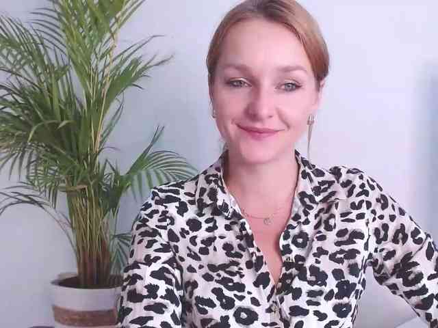 SecretAlicia webcam