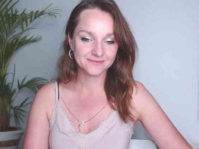 SecretAlicia webcam
