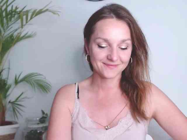 SecretAlicia webcam