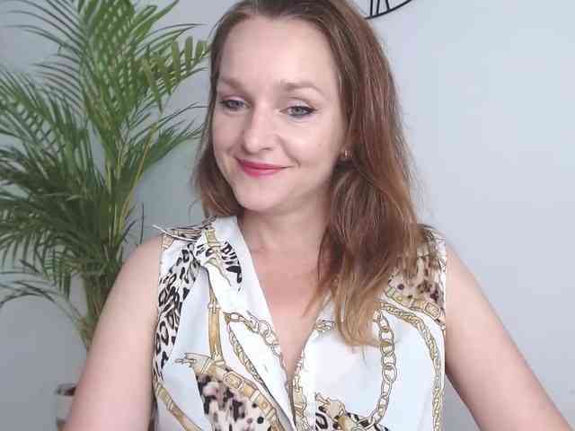 SecretAlicia webcam