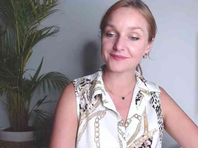 SecretAlicia webcam