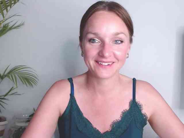 SecretAlicia webcam
