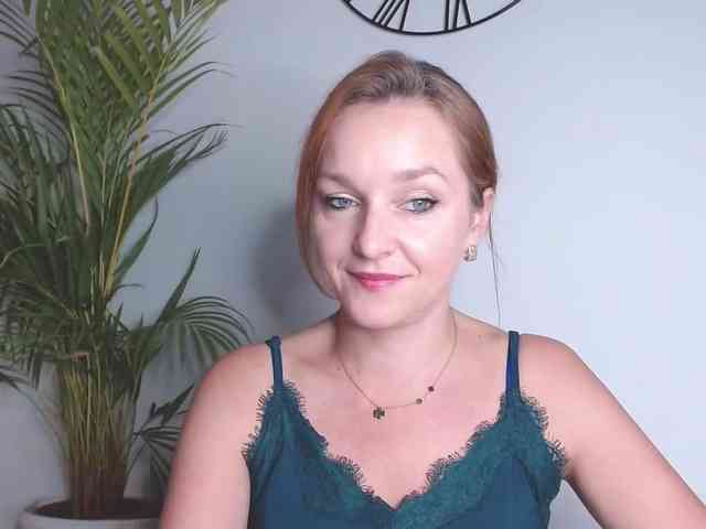 SecretAlicia webcam