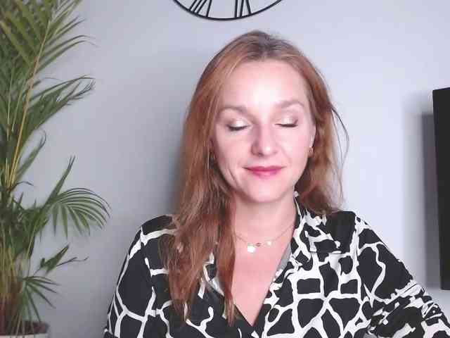 SecretAlicia webcam