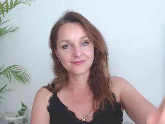 SecretAlicia webcam