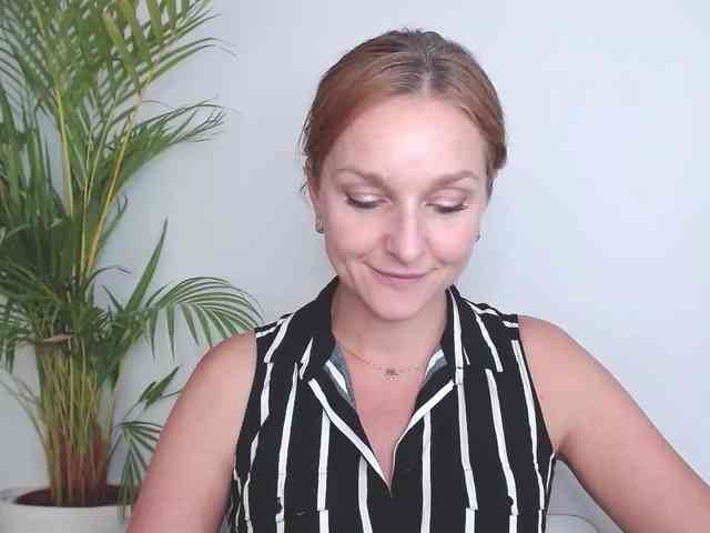 SecretAlicia webcam