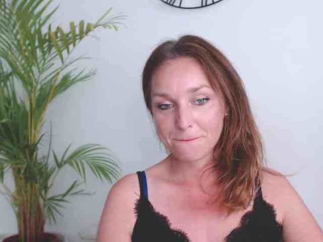 SecretAlicia webcam