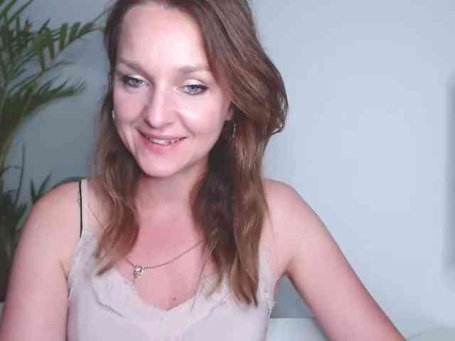 SecretAlicia webcam