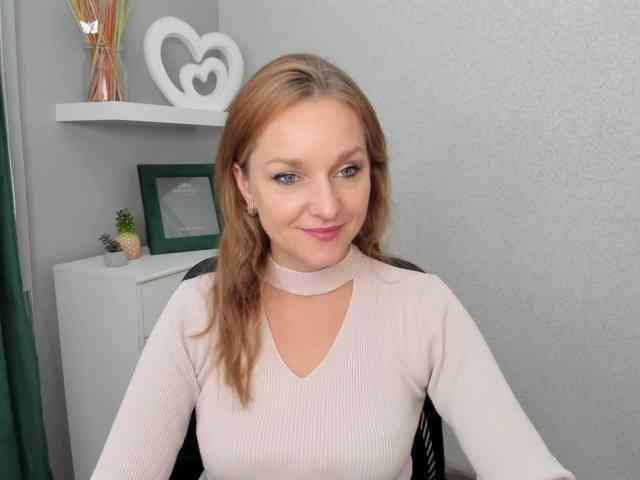 SecretAlicia webcam