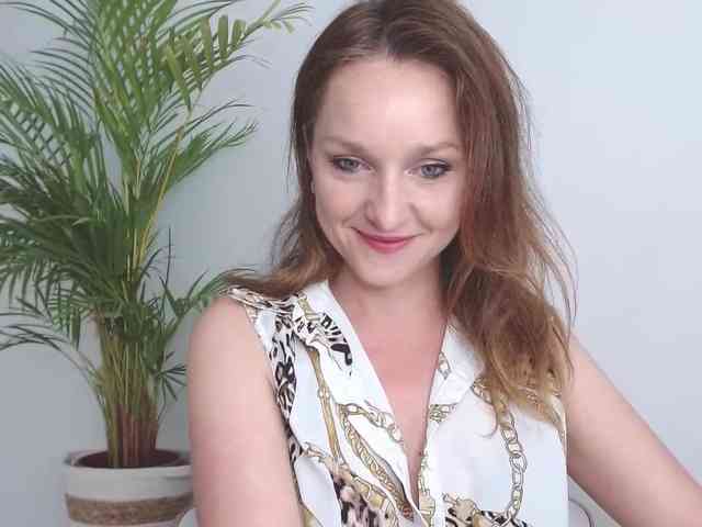 SecretAlicia webcam