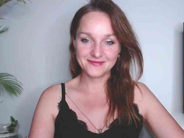 SecretAlicia webcam