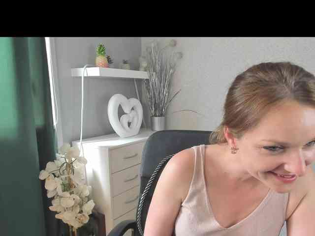 SecretAlicia webcam