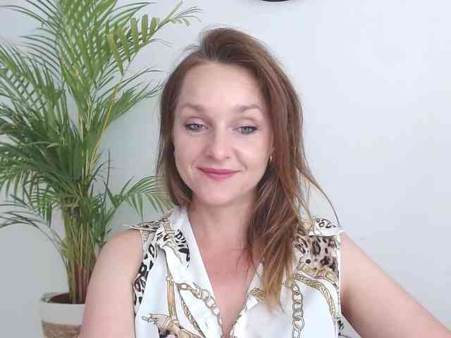 SecretAlicia webcam