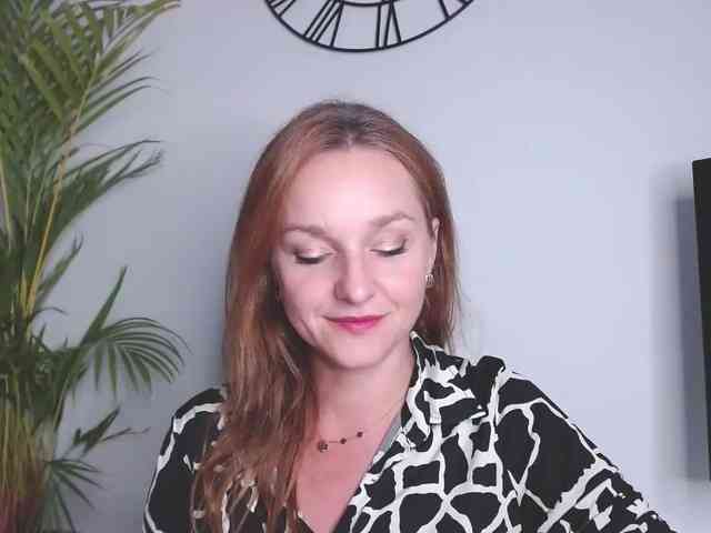 SecretAlicia webcam