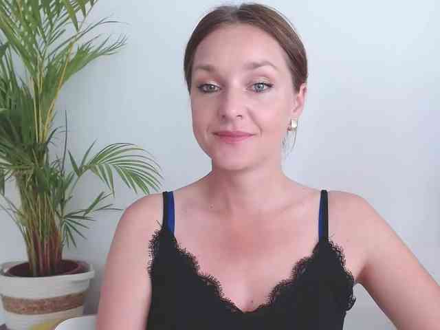 SecretAlicia webcam