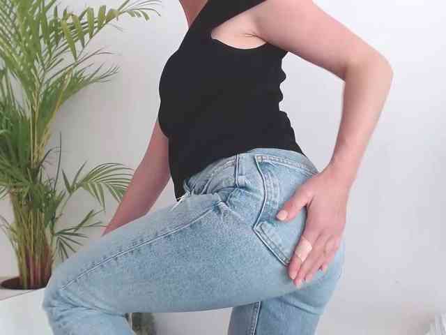 SecretAlicia webcam