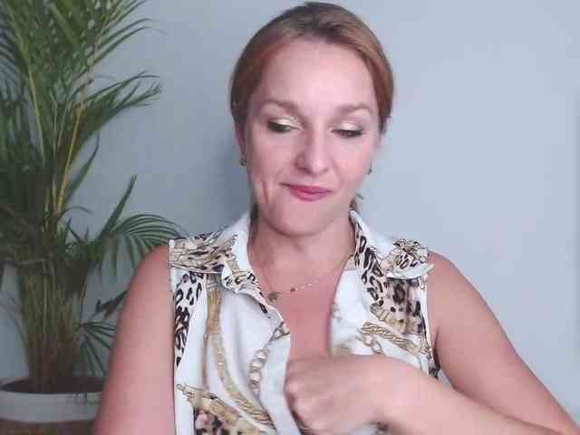 SecretAlicia webcam