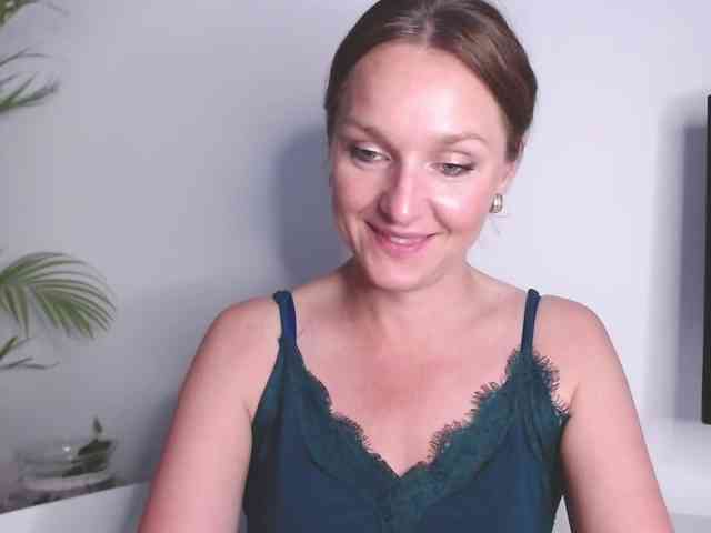 SecretAlicia webcam