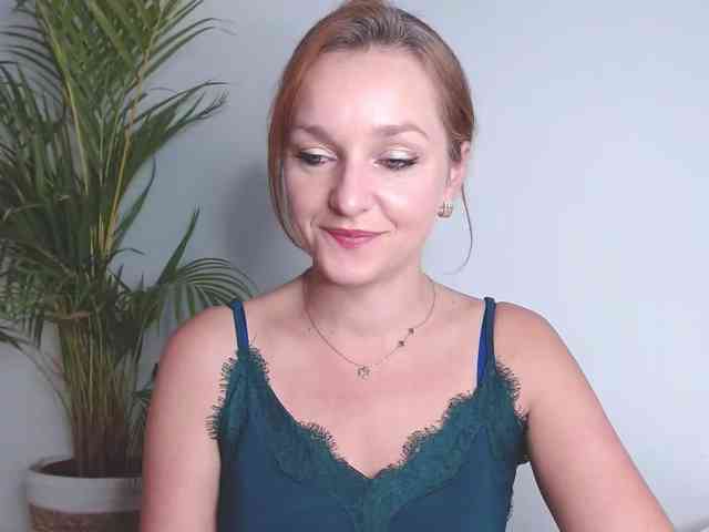 SecretAlicia webcam