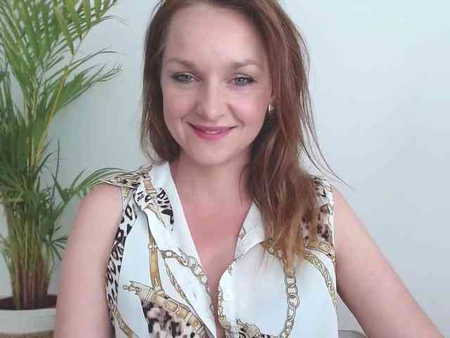 SecretAlicia webcam