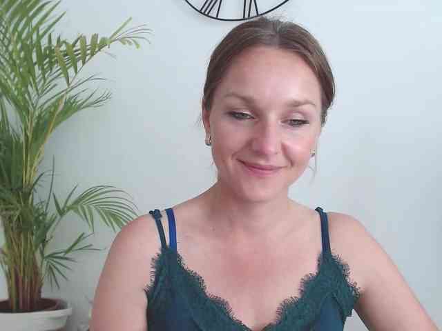 SecretAlicia webcam