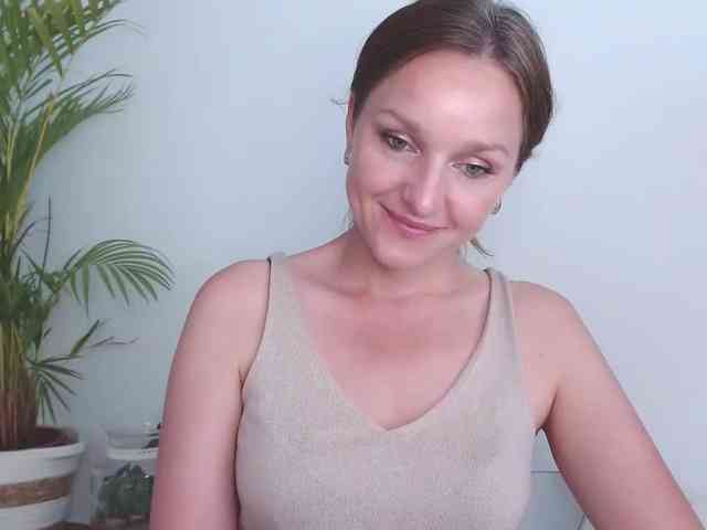 SecretAlicia webcam