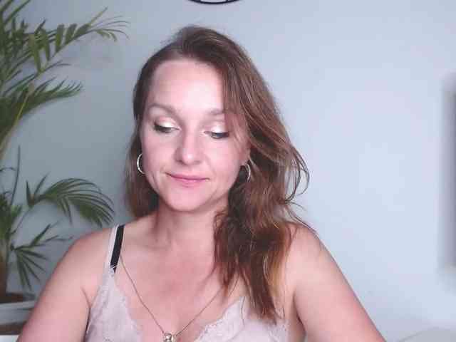 SecretAlicia webcam