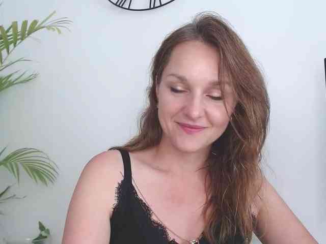 SecretAlicia webcam