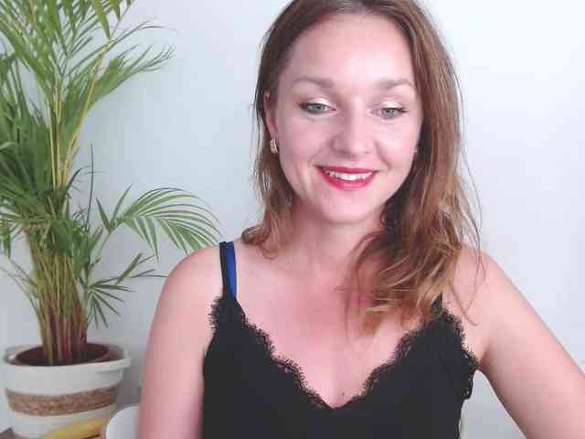 SecretAlicia webcam