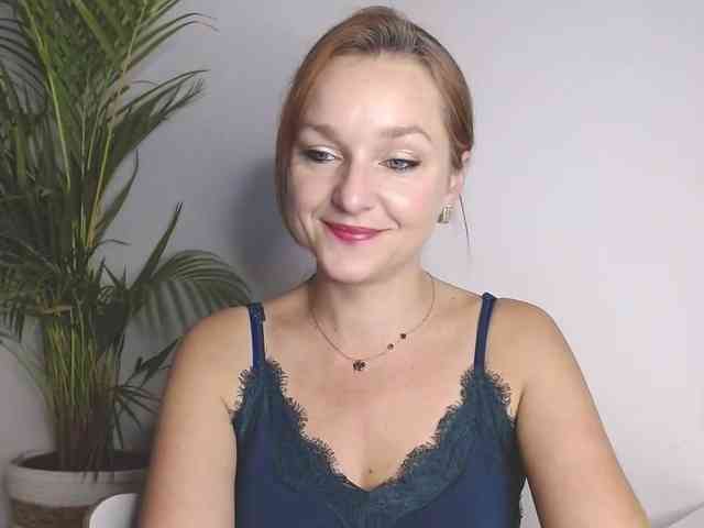 SecretAlicia webcam