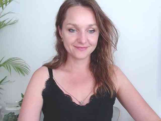 SecretAlicia webcam
