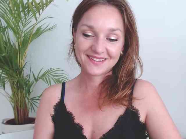 SecretAlicia webcam