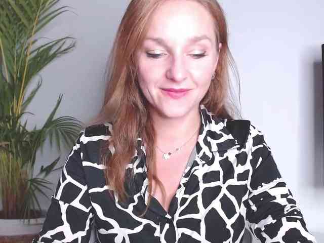 SecretAlicia webcam
