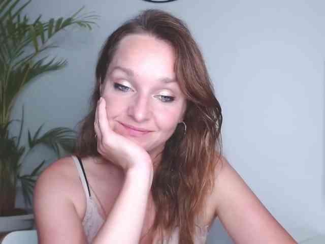 SecretAlicia webcam
