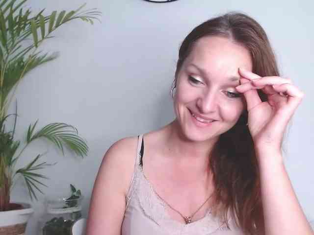 SecretAlicia webcam