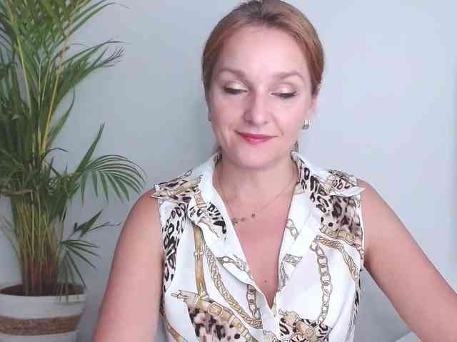 SecretAlicia webcam