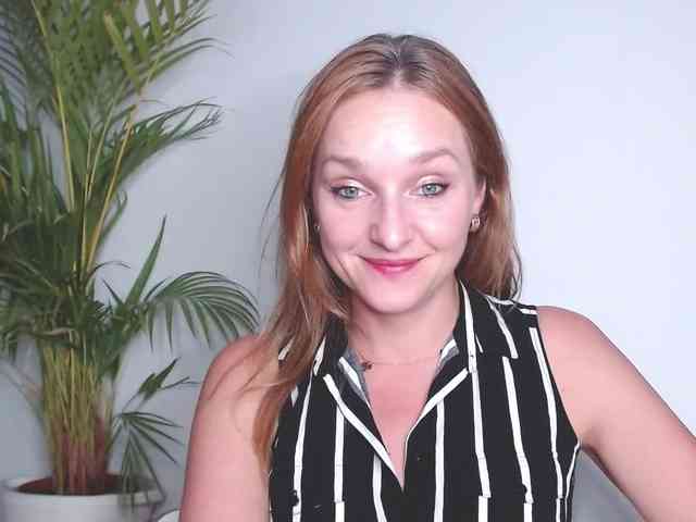 SecretAlicia webcam