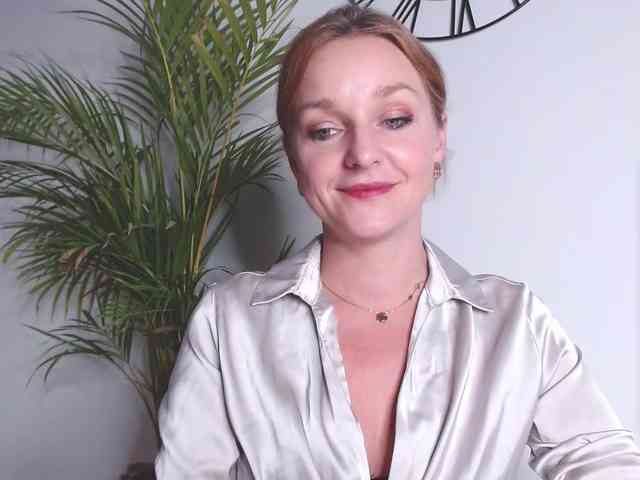 SecretAlicia webcam