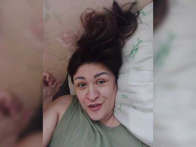 Nattal's BongaCams show and profile