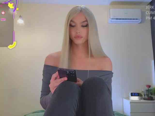 katyabanana Live Webcam on BongaCams