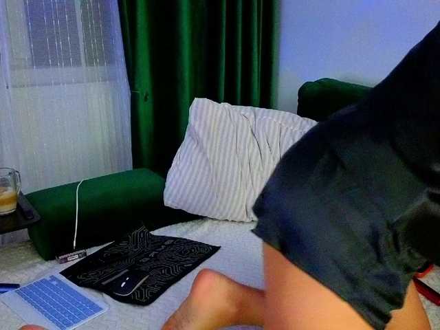 Sweetaniaa live cam profile