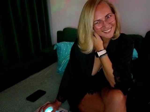 Sweetaniaa Live Webcam on BongaCams