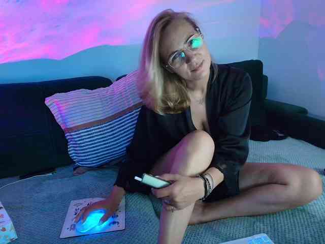 Sweetaniaa webcam