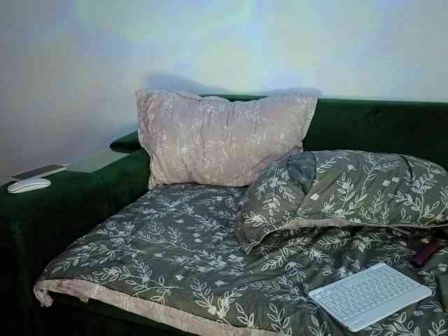Sweetaniaa webcam